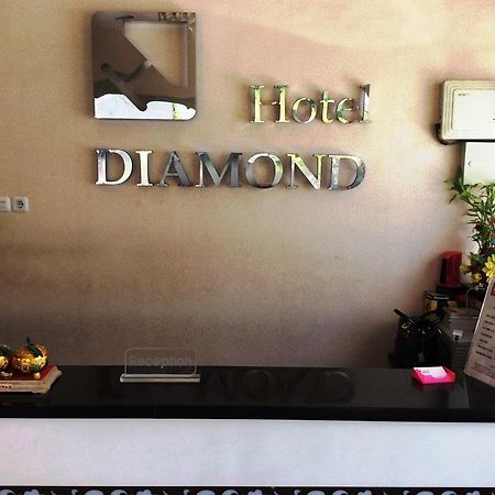 Hotel Diamond Makassar Exterior foto